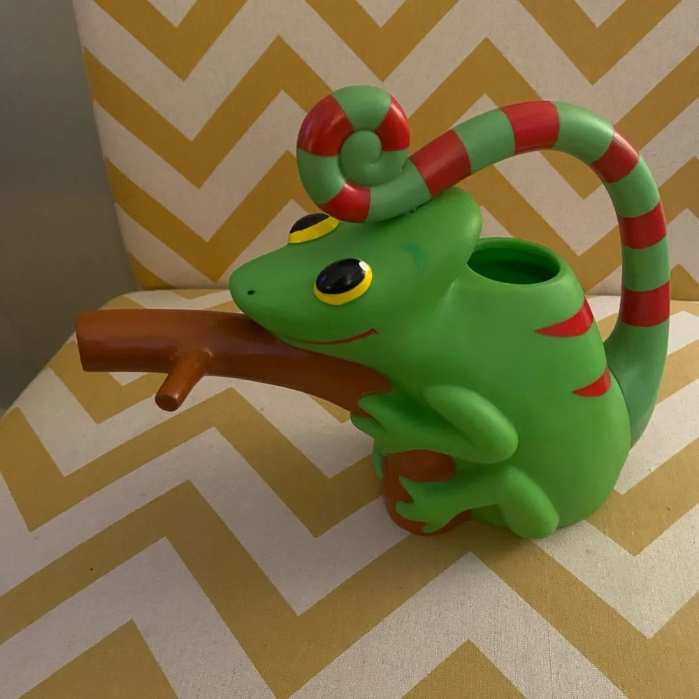 Green and Red Chameleon Watering Can by Melissa and Doug (40)